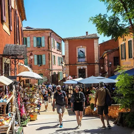 Mas Du Clos , Tilleul Hébergement de vacances